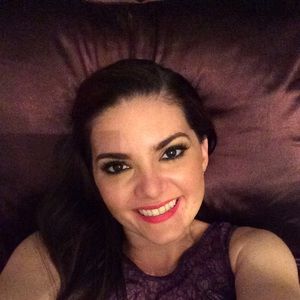 Meet your Posher, Gabriela